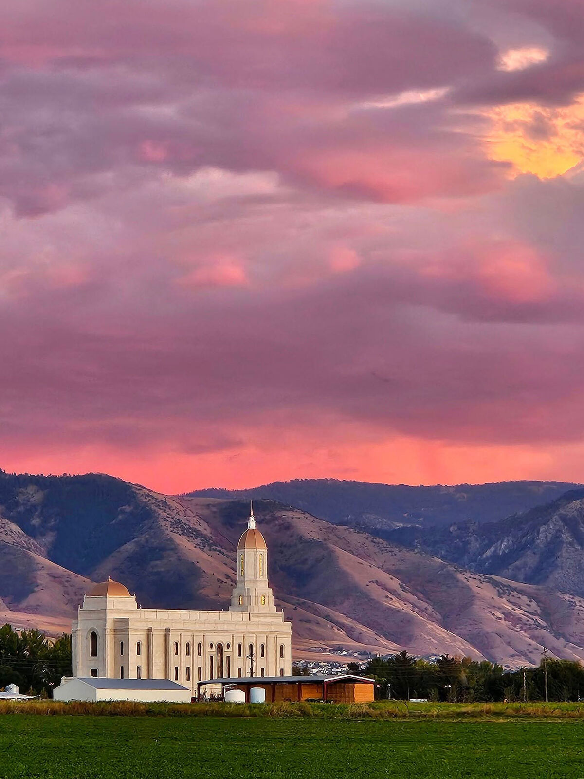 Smithfield Utah Temple Photograph Gallery | ChurchofJesusChristTemples.org